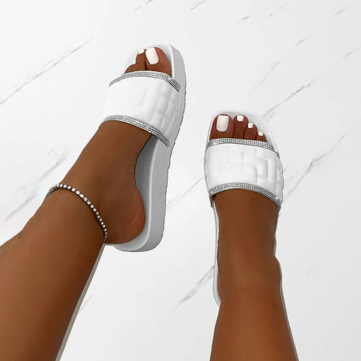 Avslappnade Strandtofflor